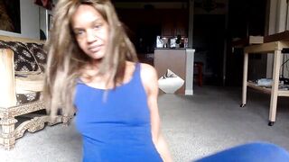 Live Video - Red Head MoistHer Tease You inside Blue -