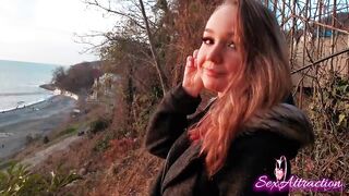 Saw Lonely 18 Yo At The Sea, Stuck Inside Her Mouth