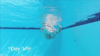 Big Booty & Legs Skank inside Bikini