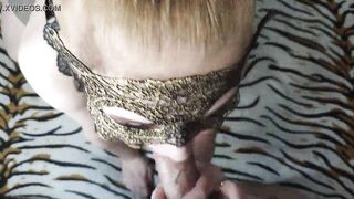 Deep soak fellatio from beauty blonde.