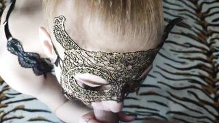 Deep soak fellatio from beauty blonde.