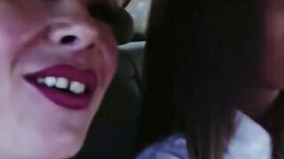 2 Naughty Girls Enjoy Wild Riding in an Uber