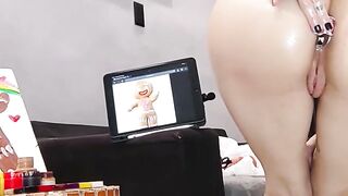 Saucy Latina Cookie Licks Her Painted Body