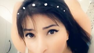 Brunette Latina Gives BBC Blowjob to Pizza Guy