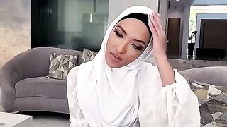 Hijab-Wearing MILF Finally Lets Go With A Teen Boyfriend