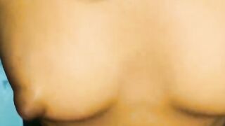 Hot teen girl has hookup with stranger in Sri Lanka, homemade XXX video.