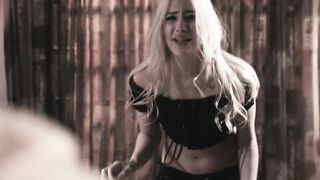 Petite teen stepsis felt bad for virgin stepbro and let him smash