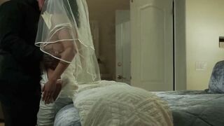 Cuckold Hubby Insists His Newly Wed Wife Penelope Reed Fuck A Man 3
