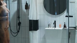 Hot inexperienced couple showers together to neat cum from their faces and have