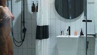 Hot inexperienced couple showers together to neat cum from their faces and have