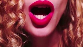 Super Sexy Blonde Abigail Mac Gets Dyke Snatch Fisted