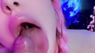Romantic Close-Up Head With Slobbery Throat and Creampie