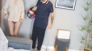 Brazilian Pizza Delivery Slut Gets Cumming Firm on Stud