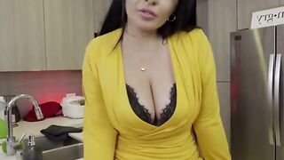 Busty MILF London Rose Satisfies Her Probation Officer