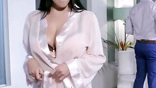 Angela White Gets Oiled Up for a hot Nuru Strokes Fucked