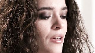 Latina Victoria Voxx Pleasures Her Sweet Pussy