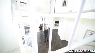 Ricky Spanish suggested a sensual deal with old cougar Lily