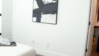 Big Ass Teen Stepsister Chloe Temple Teases Stepbrother With Tight Jeans