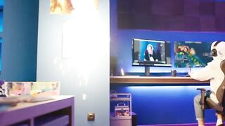 Утешая свою слегка полноватую младшую коллегу 2 серия