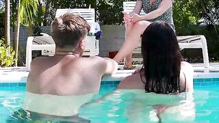 Busty Step-Sister Gets Creampie While Mom Is Away