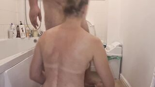 The Beautiful Stepmother of the Dick offer him a Oral Sex