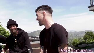Filthy cuckolding ho ride