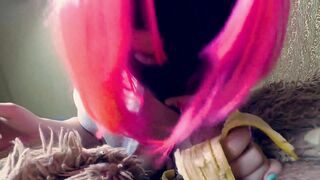 An Interesting Experiment with a Banana came from my Stepsister.
