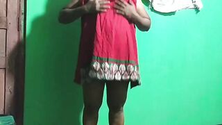 नग्न देसी लड़की का बैटरी के साथ हस्तमैथुन सेक्स