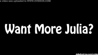 Great Freaky milf Julia Ann Fills Her Soak Sweet Twat