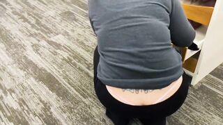 Cougar Out Into Outdoor Shopping with a Fat Ass Whale