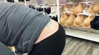 Cougar Out Into Outdoor Shopping with a Fat Ass Whale