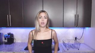 Pornstar Dadcrush - Super Sexy Eighteen goes down on Stepdad Oriental
