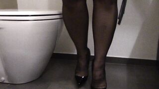 Apple Crush with Louboutin Goddess Cunt With Mouth - Request from Fan