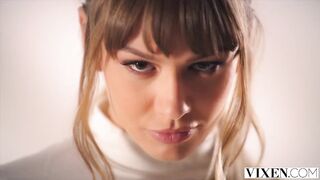 VIXEN Rivals Avery & Naomi team up to seduce fencing