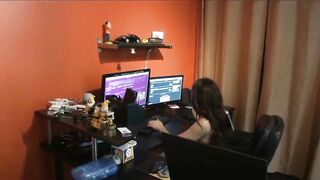 Crazy Sexy Old Wifey Loves Pretty Cumshot